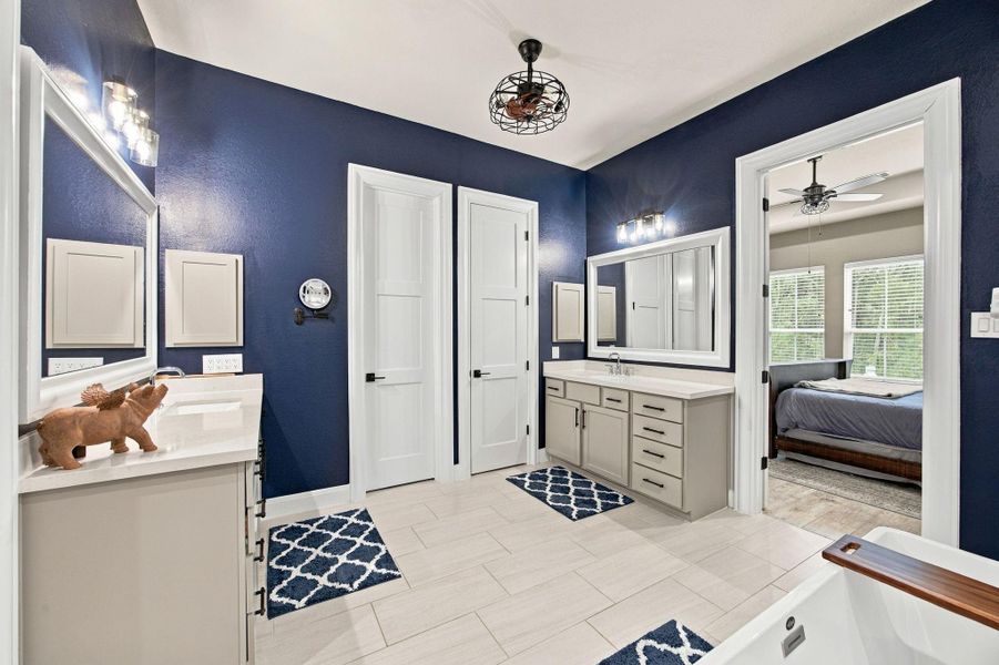 Furnished interior view inside a new home in , Tomball (Image 42).
