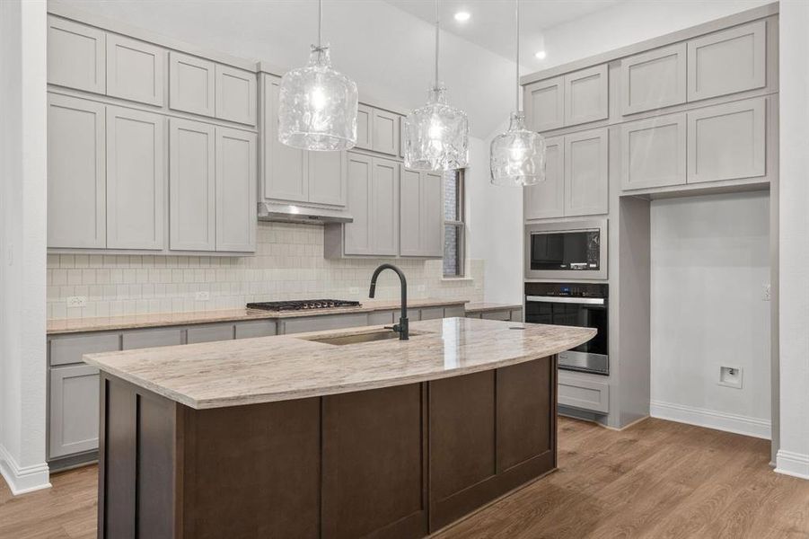 DAL_Painted Tree_Kilgore IV_4213 Attwater Street (9)