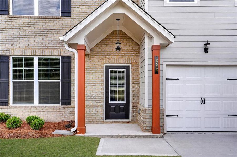 Exterior details and patio area of a home in , Villa Rica (Image 3).