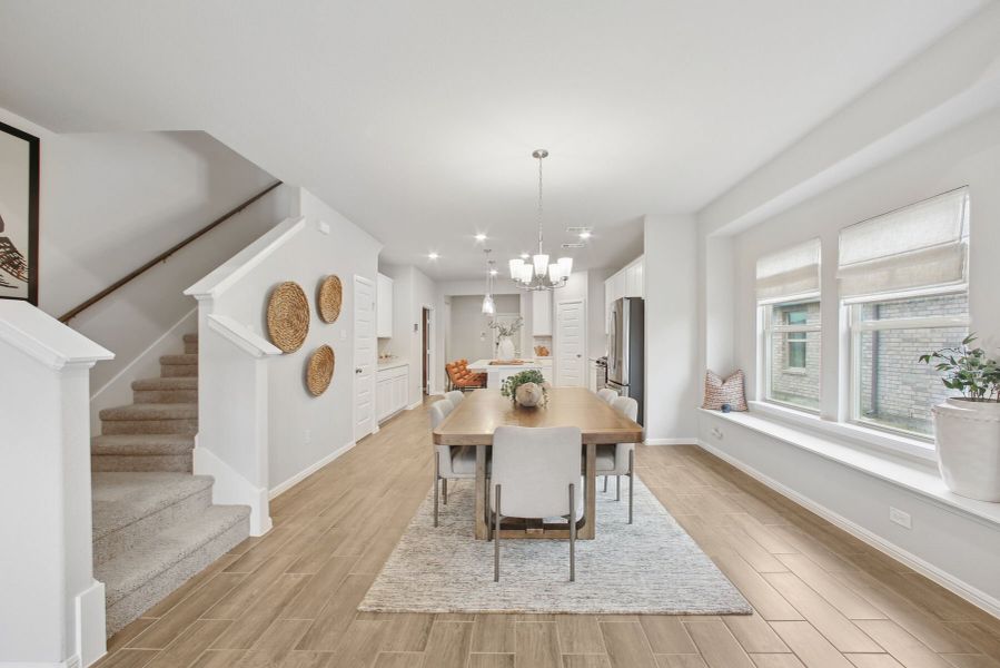 Dining Area Dining Area