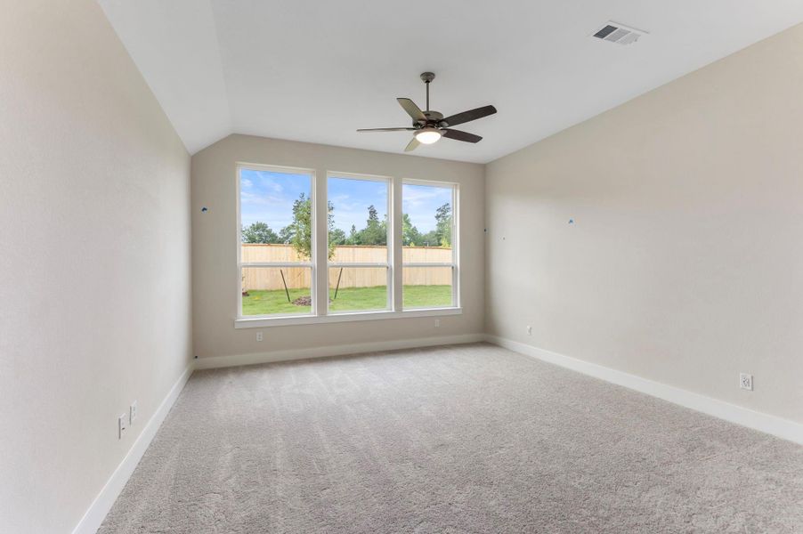 Spacious, unfurnished interior of a new home in , The Woodlands (Image 16).