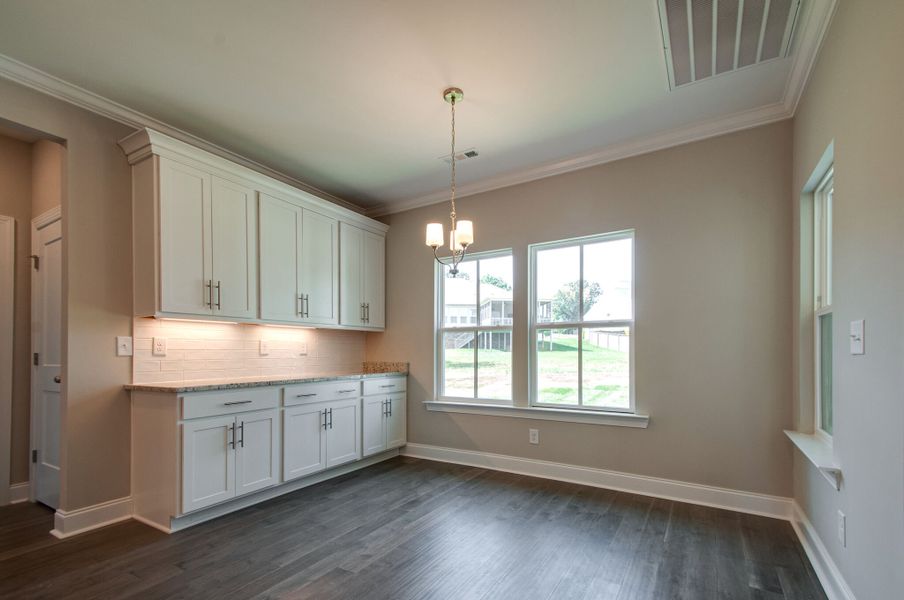 Rutledge III Farmhouse