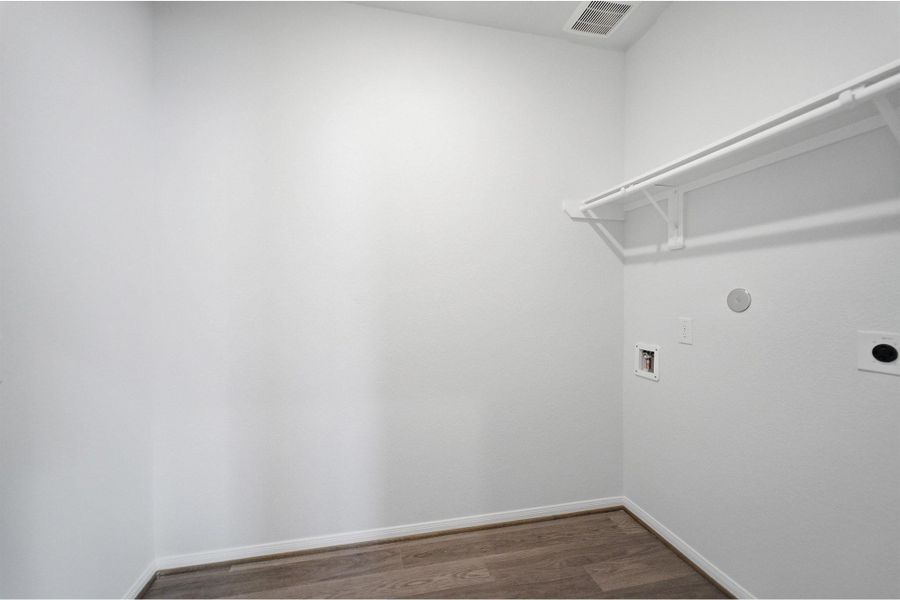 Spacious, unfurnished interior of a new home in The Reserve at Huntsville, Huntsville (Image 29).