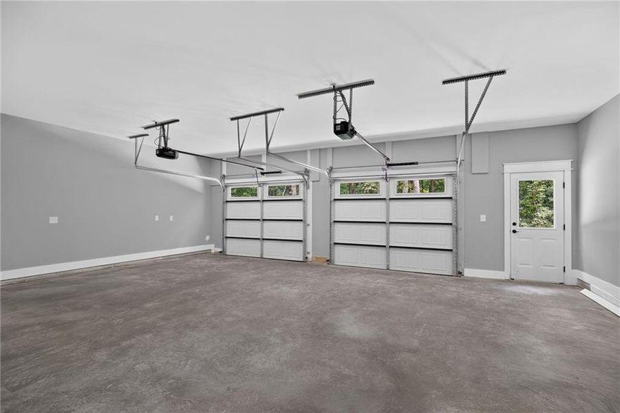 Spacious, unfurnished interior of a new home in , Dallas (Image 43). Spacious, unfurnished interior of a new home in , Dallas (Image 43).