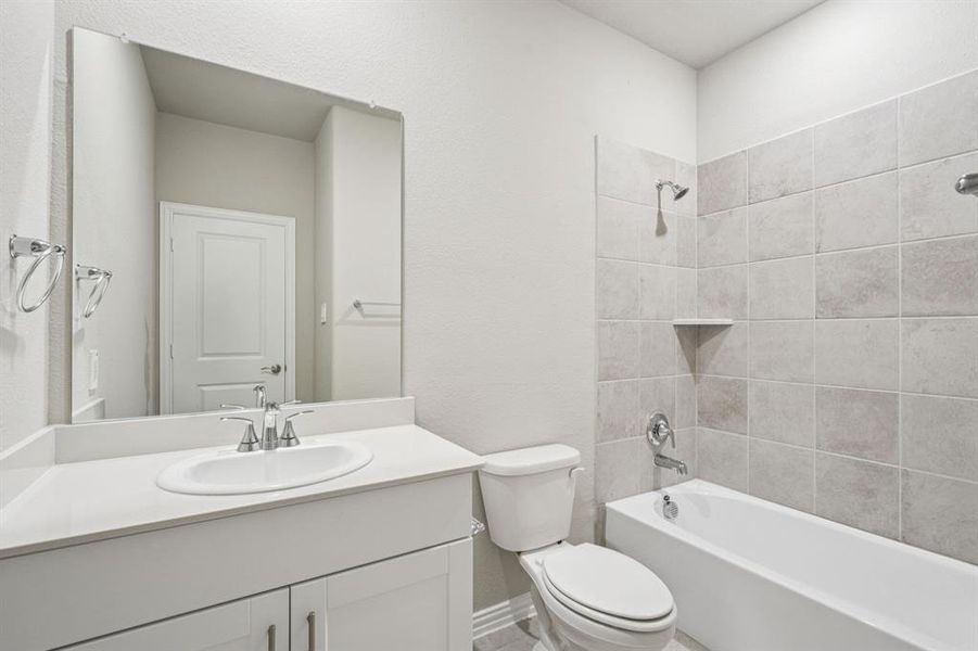 Photo is not of the actual home, but is an inspirational photo of builder’s model home and may depict options, furnishings, and/or decorator features that are not included. Photo is not of the actual home, but is an inspirational photo of builder’s model home and may depict options, furnishings, and/or decorator features that are not included.