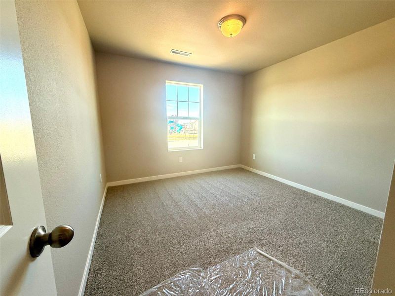 Image 13 of a home in . Image 13 of a home in .