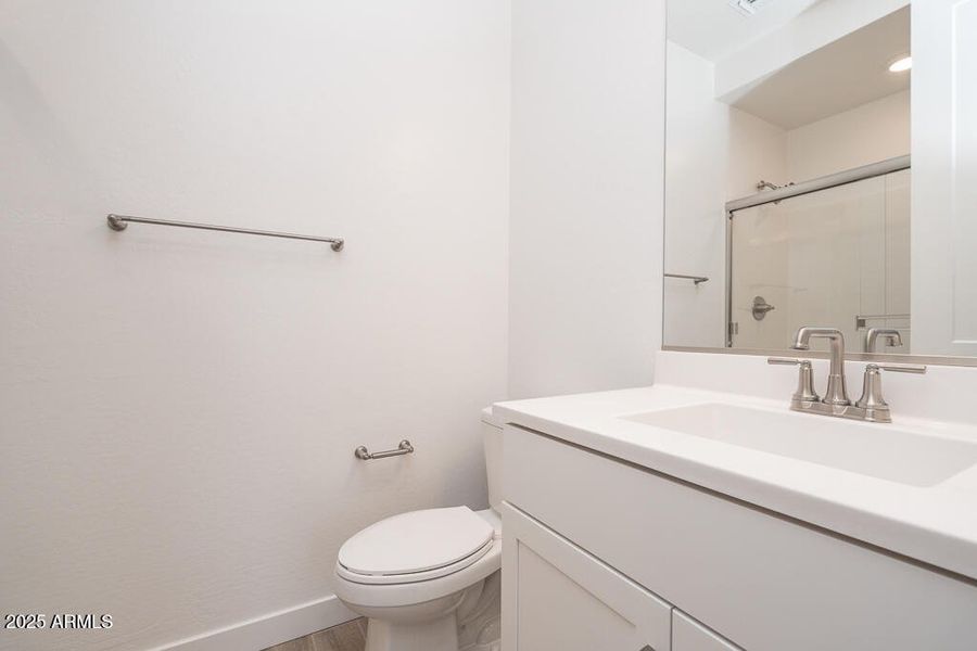 Tri Pointe Waterston Central 297 - Bathr