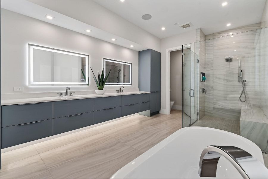 4360DiamondShoresWay(93)