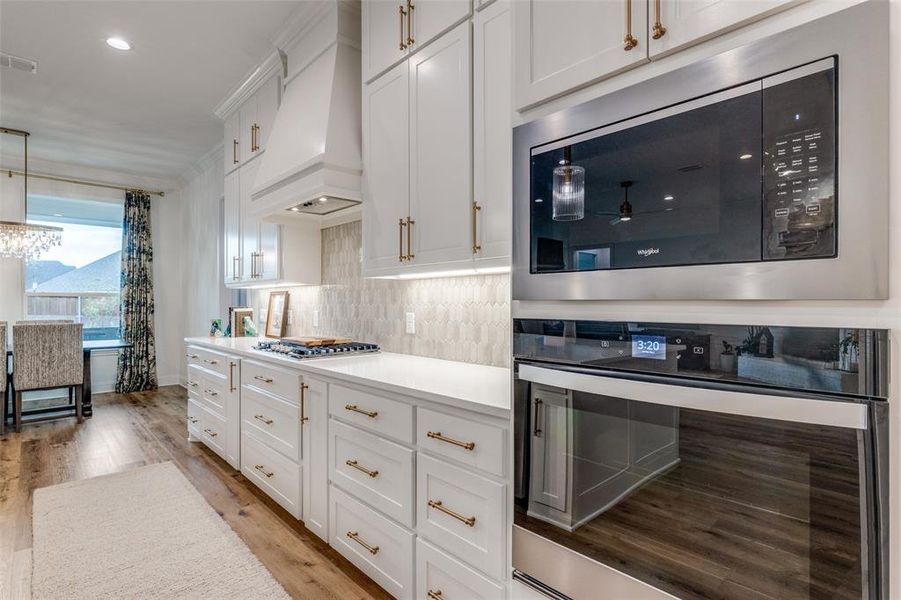 Furnished interior view inside a new home in Whitestone Heights, Benbrook (Image 7).