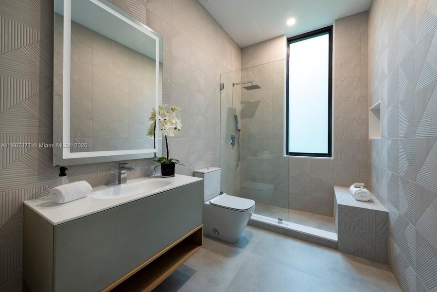 Furnished interior view inside a new home in , Pinecrest (Image 24).