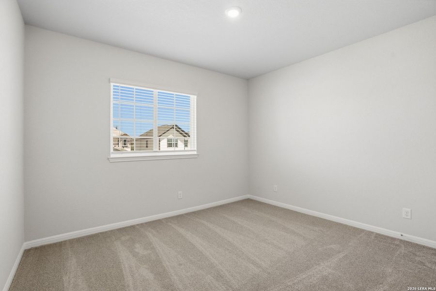 Spacious, unfurnished interior of a new home in Melissa Ranch, San Antonio (Image 14).
