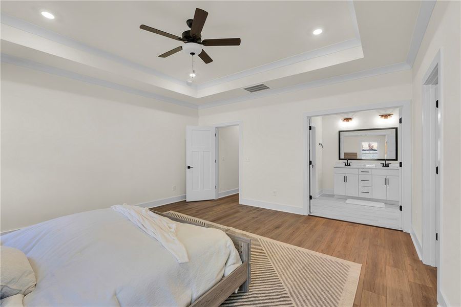 Furnished interior view inside a new home in Edwards Ridge, Central (Image 5).