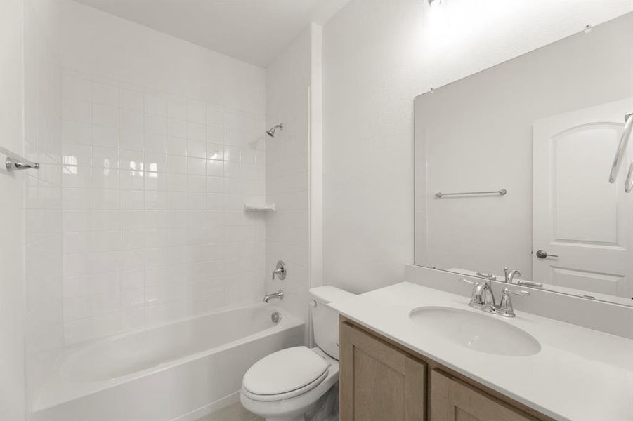 14. 1704 Meadow Crest - 2ND Bath