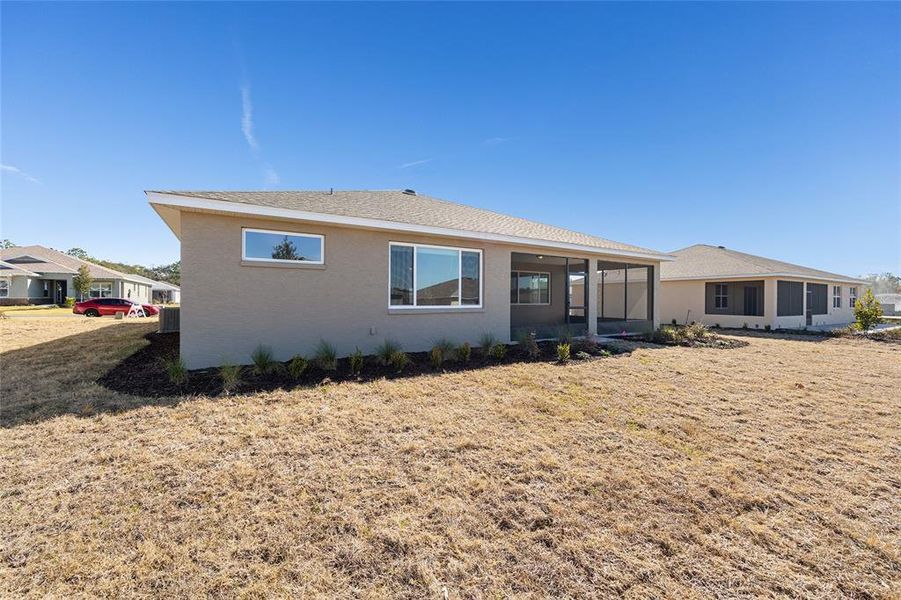 Exterior details and patio area of a home in , Ocala (Image 3).