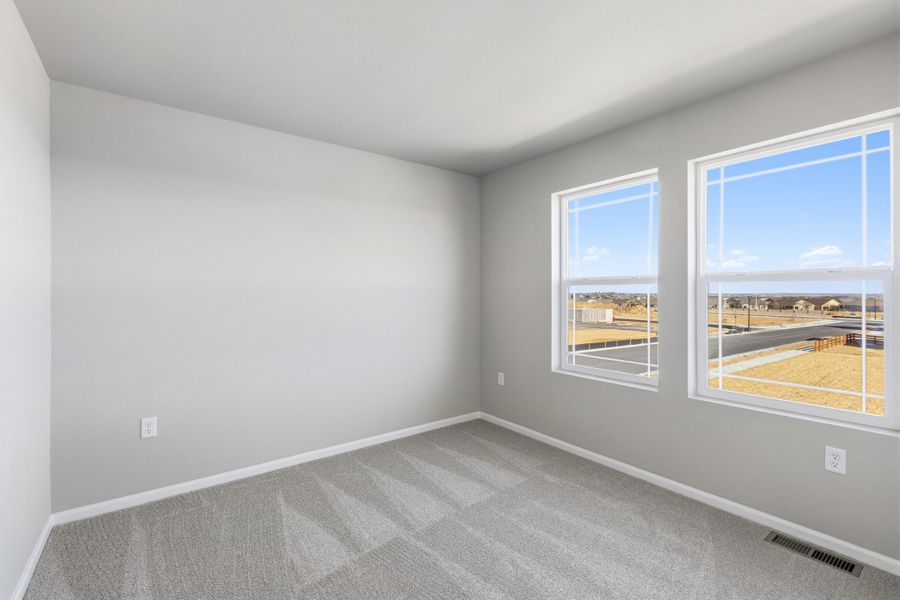 Spacious, unfurnished interior of a new home in Talon Pointe, Thornton (Image 18).