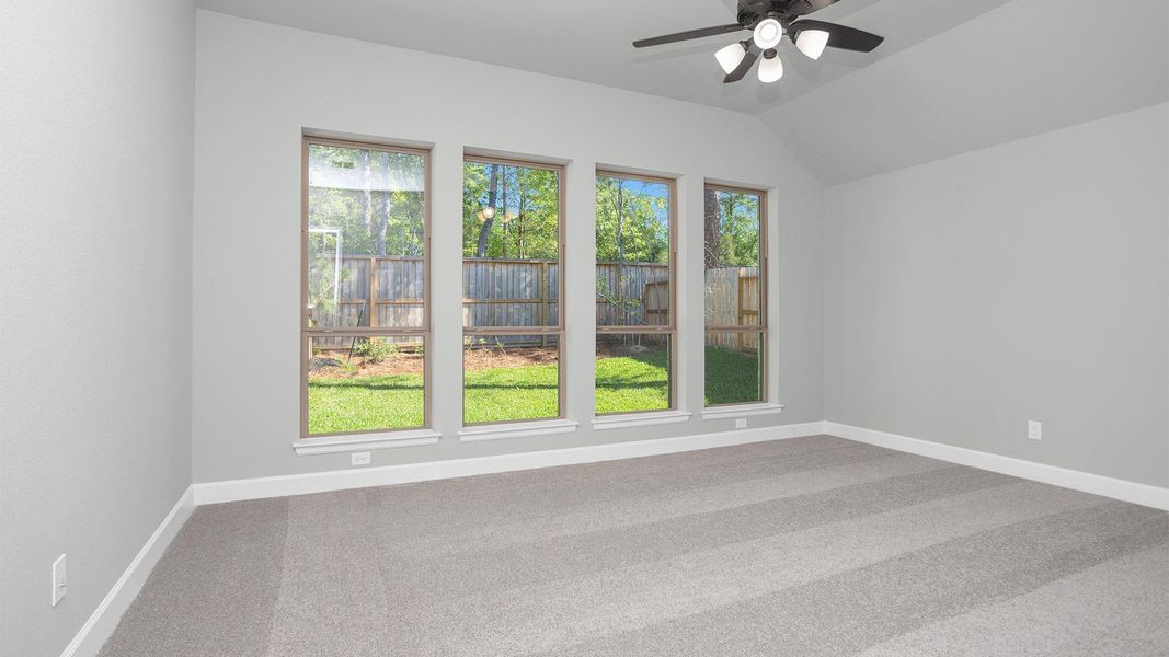 Spacious, unfurnished interior of a new home in The Woodlands Hills 75', Willis (Image 8).