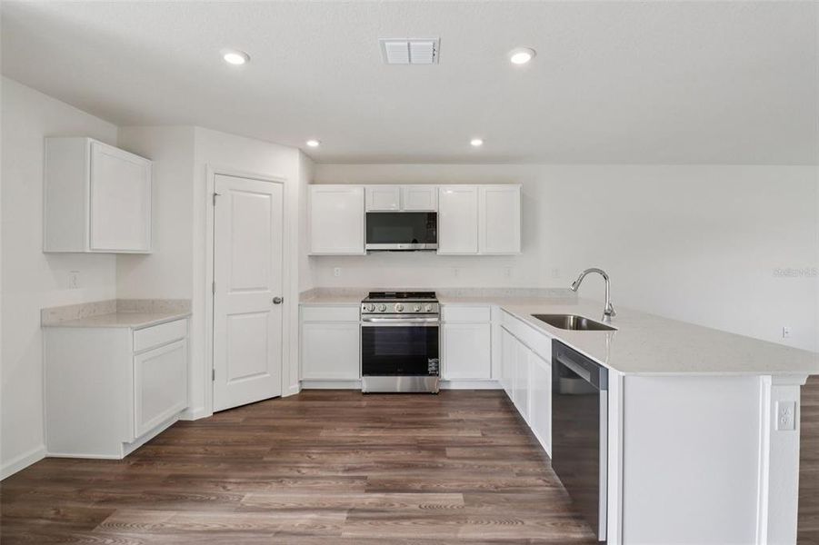 Furnished interior view inside a new home in Sumter Villas, Sumterville (Image 8).