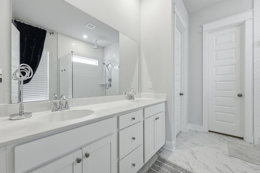 Furnished interior view inside a new home in Carnes Crossroads, Summerville (Image 29).