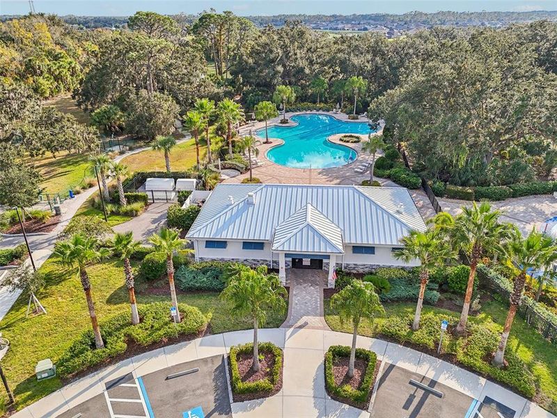 Community amenities in , Parrish (Image 33).