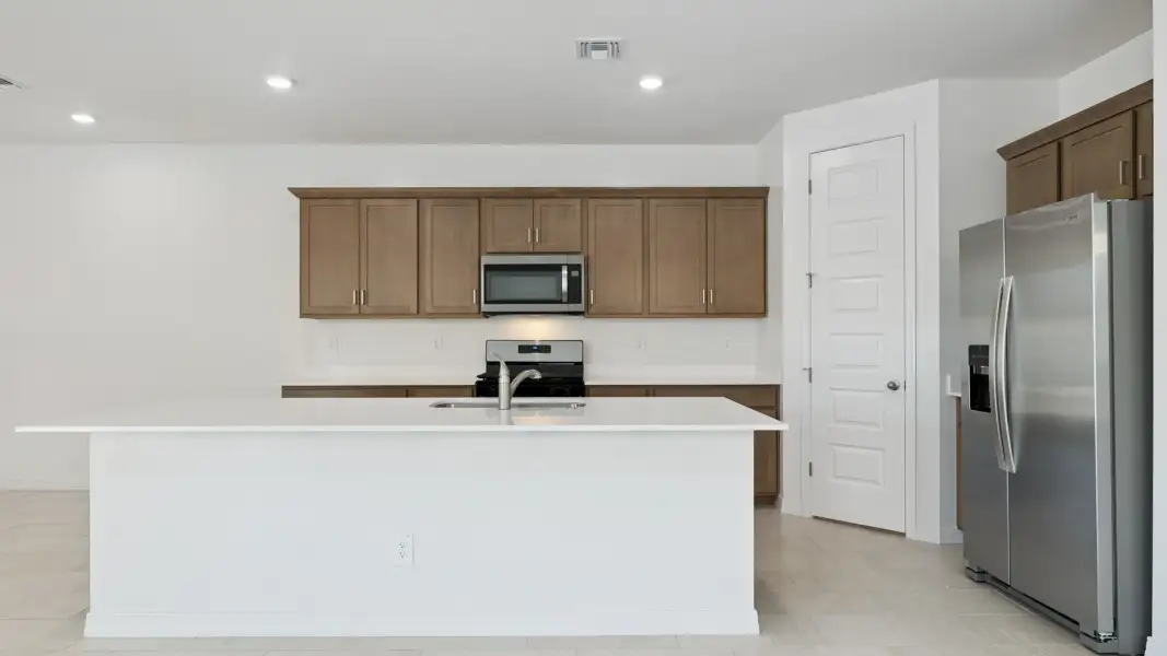 Furnished interior view inside a new home in El Cidro, Goodyear (Image 6).
