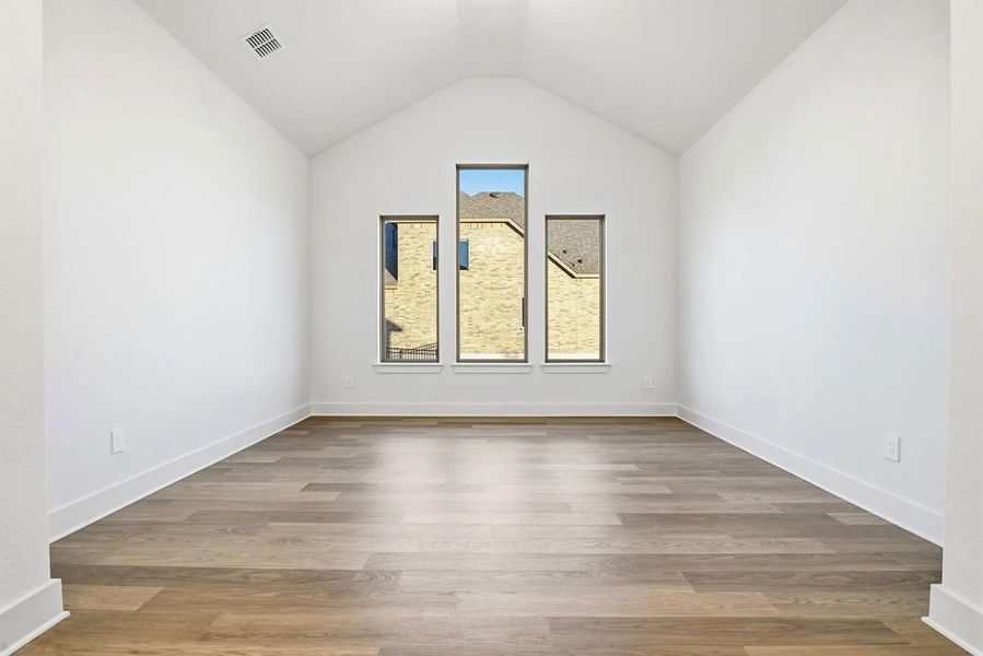 Franklyn P dining room