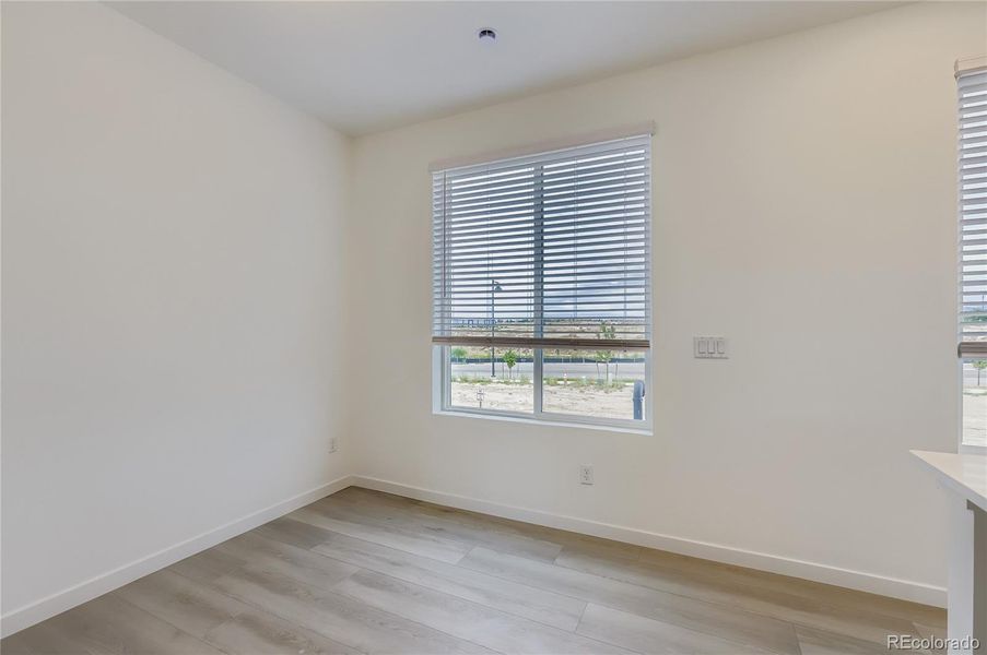 Spacious, unfurnished interior of a new home in , Broomfield (Image 10).