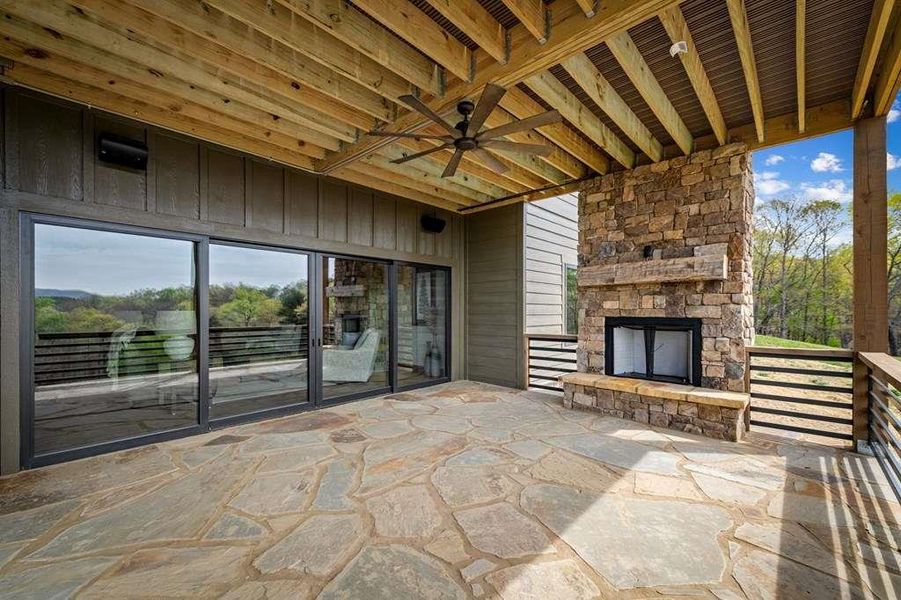 Exterior details and patio area of a home in , Blue Ridge (Image 4).