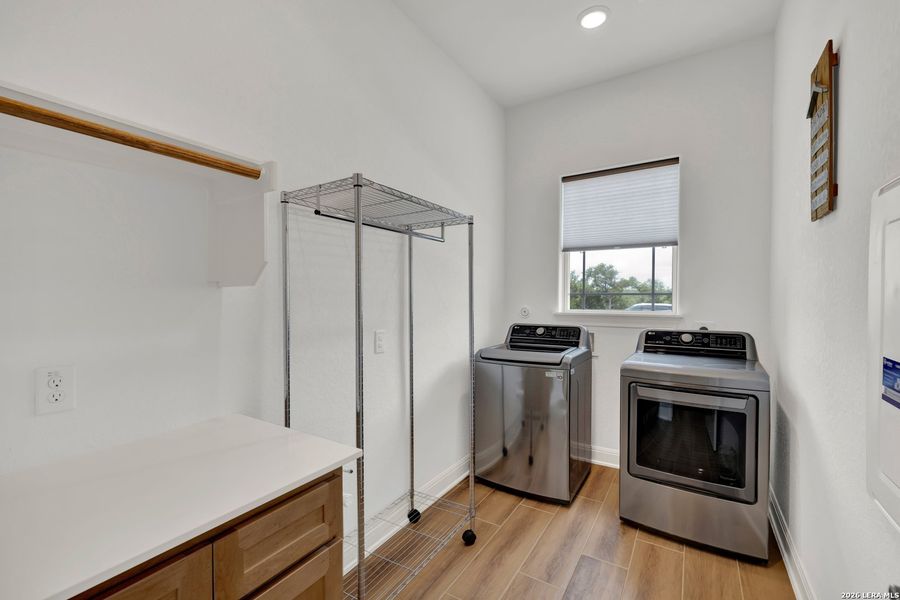 Furnished interior view inside a new home in Waldsanger, New Braunfels (Image 36).