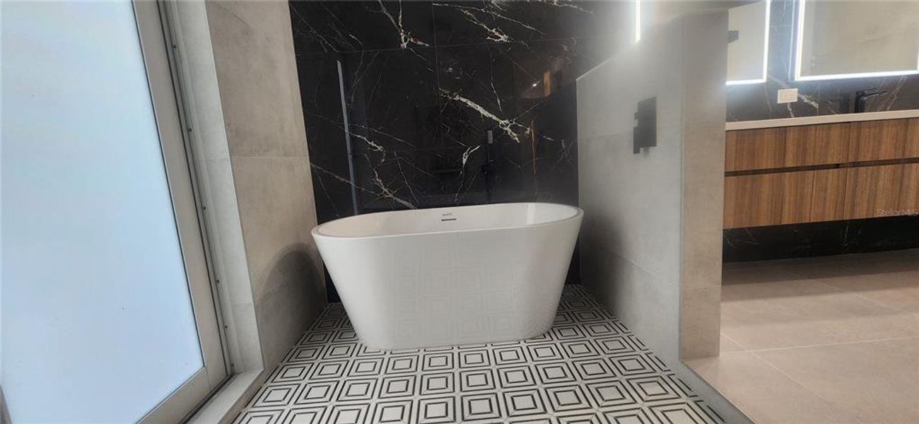 Close-up of interior finishes inside a home in , Port Charlotte (Image 20). Close-up of interior finishes inside a home in , Port Charlotte (Image 20).