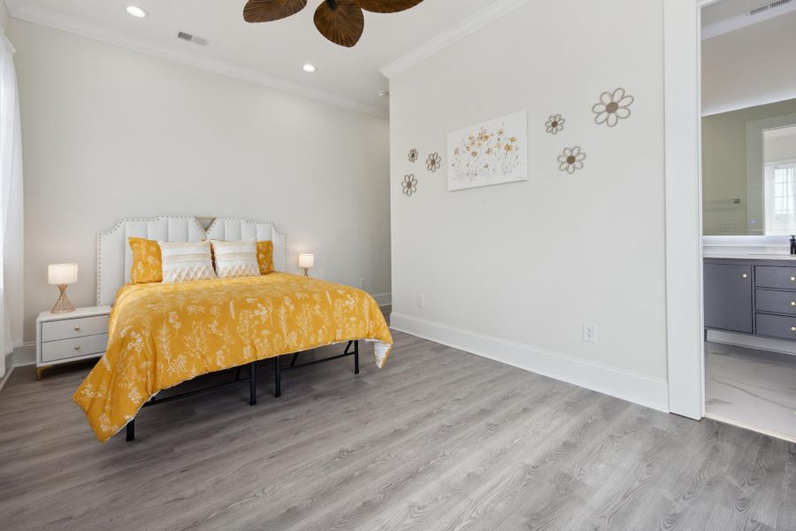 Furnished interior view inside a new home in , Georgetown (Image 11).