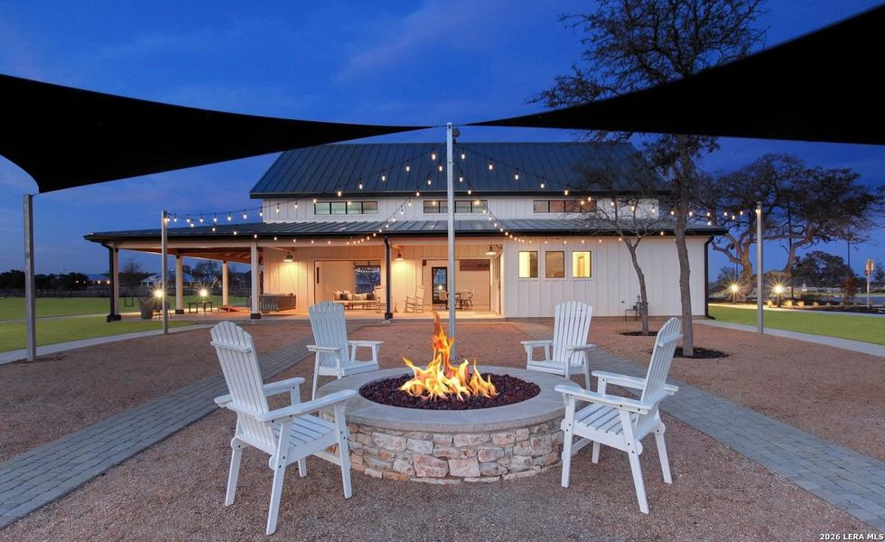 Community amenities in Meyer Ranch – Select Reserve Series, New Braunfels (Image 39).