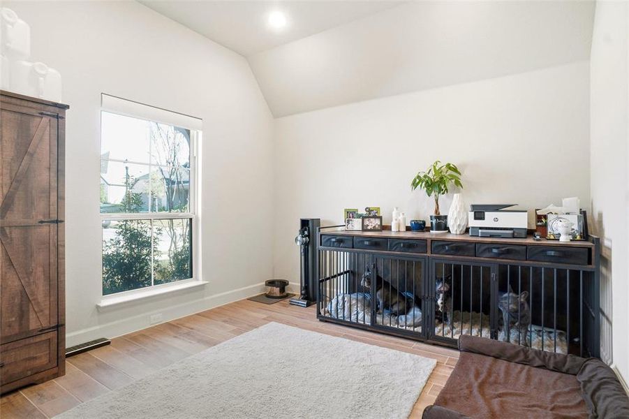 Furnished interior view inside a new home in Reunion 50', Rhome (Image 16). Furnished interior view inside a new home in Reunion 50', Rhome (Image 16).