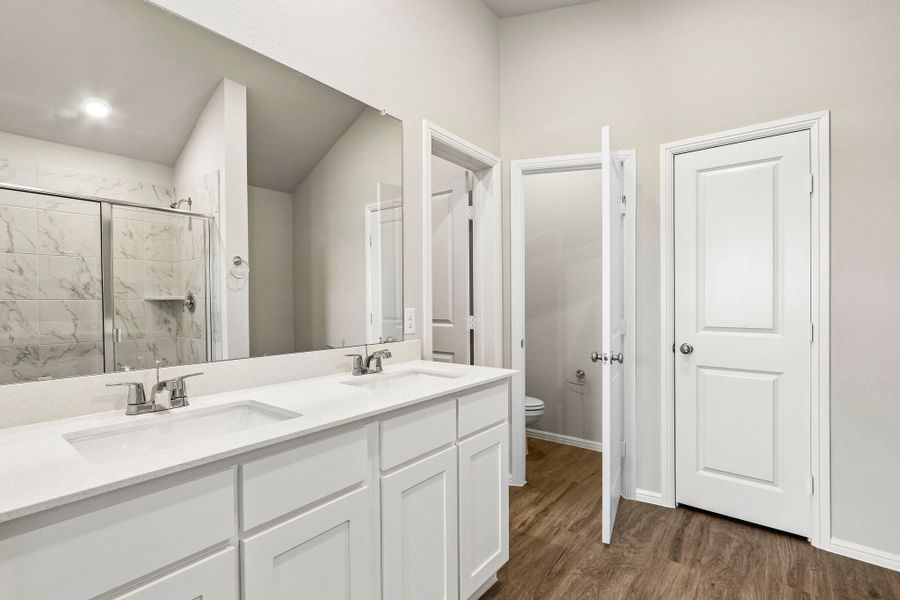Owners Bathroom