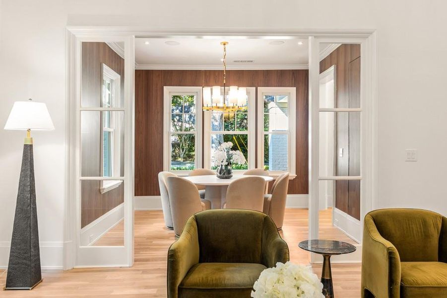 Furnished interior view inside a new home in , Atlanta (Image 19).