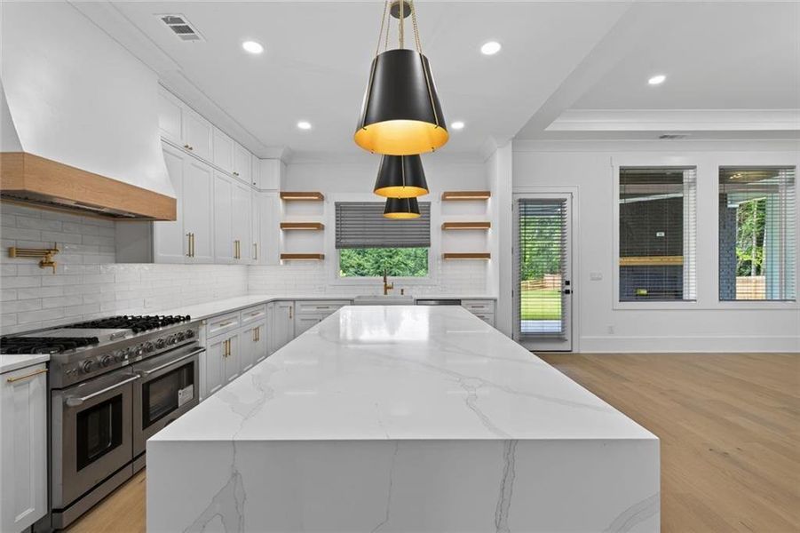 Furnished interior view inside a new home in , Bethlehem (Image 46).