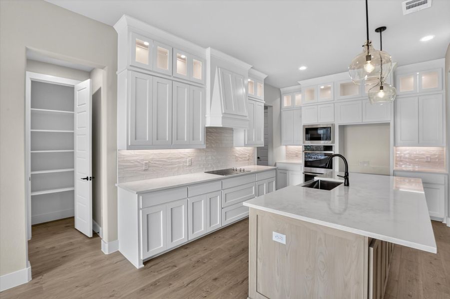 Furnished interior view inside a new home in Coyote Crossing, Godley (Image 7).