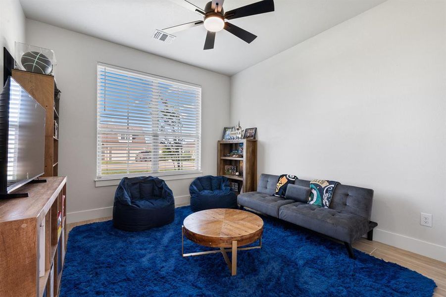 Furnished interior view inside a new home in Pecan Plantation, Granbury (Image 13).