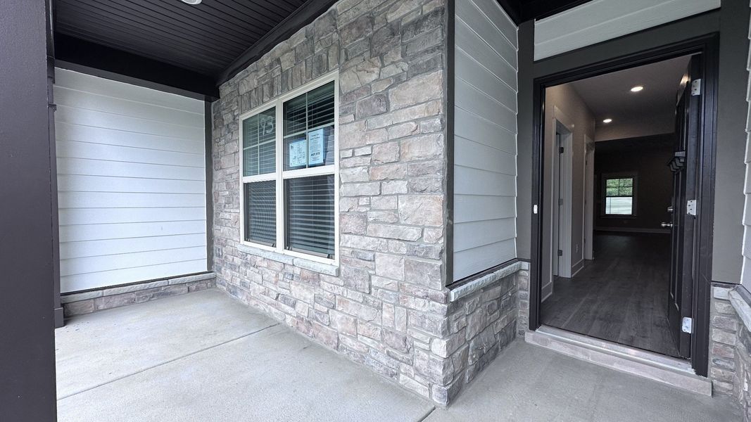 Exterior details and patio area of a home in Veterans Cove, Murfreesboro (Image 18).