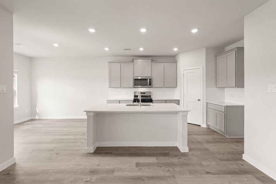 Furnished interior view inside a new home in Woodshore, Clute (Image 12). Furnished interior view inside a new home in Woodshore, Clute (Image 12).