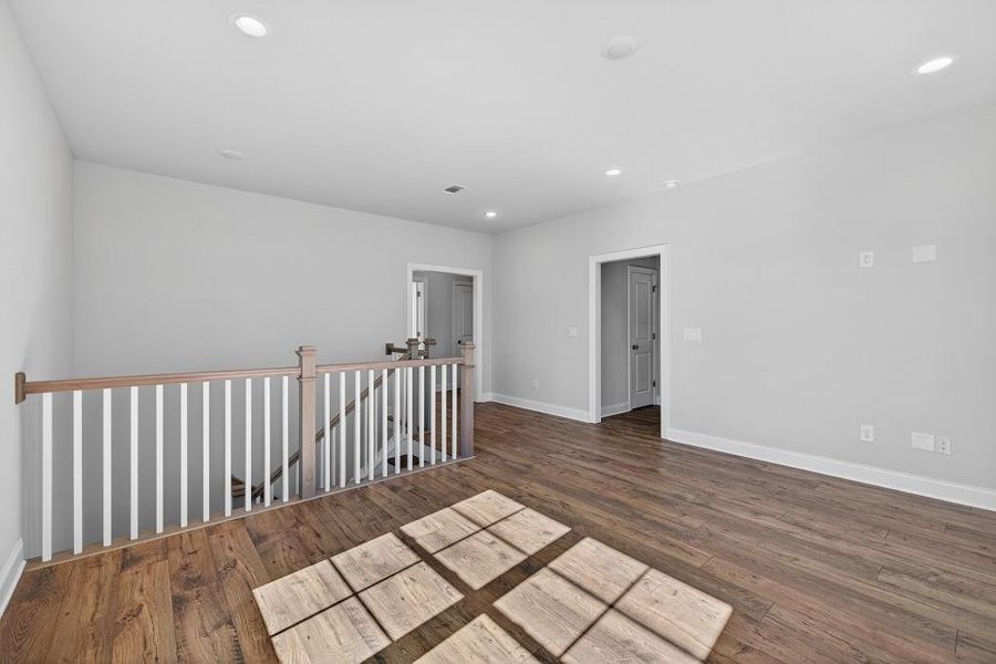 Spacious, unfurnished interior of a new home in Hemingway, Flowery Branch (Image 30). Spacious, unfurnished interior of a new home in Hemingway, Flowery Branch (Image 30).