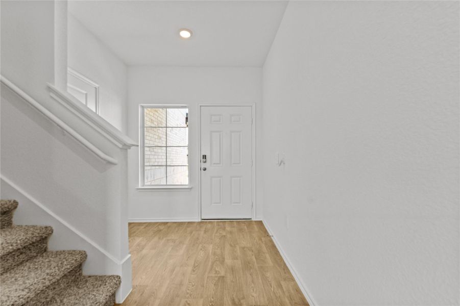 Spacious, unfurnished interior of a new home in Palomino, Manor (Image 14).