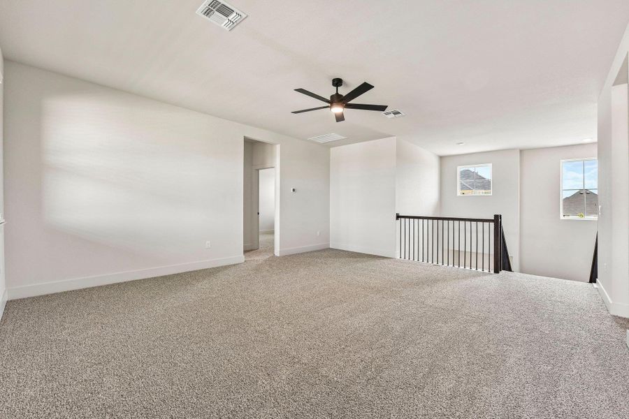 Spacious, unfurnished interior of a new home in Sunfield, Buda (Image 21). Spacious, unfurnished interior of a new home in Sunfield, Buda (Image 21).