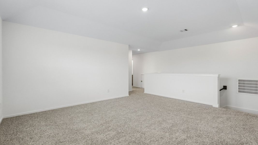 Representative unfurnished interior of a home built from the Perry by D.R. Horton in Cypress Green, Hockley (Image 19).