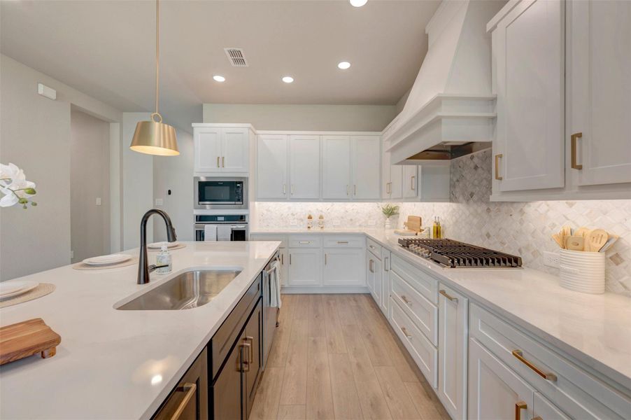Furnished interior view inside a new home in Grange - Reserve Collection, Katy (Image 7).