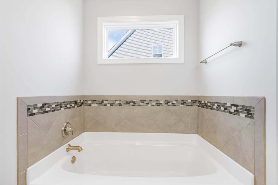 Representative furnished interior of a home built from the Clayton by Caviness & Cates Communities in Bartlett Manor, Youngsville (Image 199).