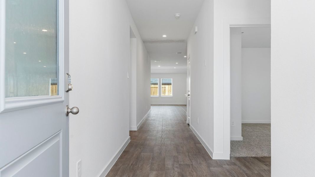 Spacious, unfurnished interior of a new home in Blue Heron Estates, Beasley (Image 15). Spacious, unfurnished interior of a new home in Blue Heron Estates, Beasley (Image 15).