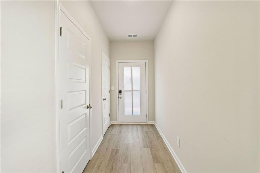 Spacious, unfurnished interior of a new home in Hemingway - Reserve Series, Cumming (Image 43). Spacious, unfurnished interior of a new home in Hemingway - Reserve Series, Cumming (Image 43).