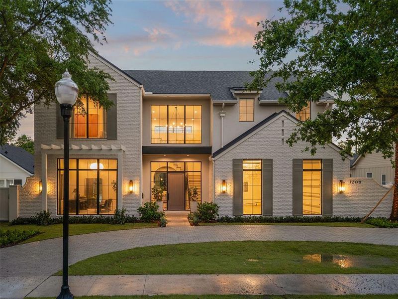 Front exterior of a new home in , Orlando, FL, highlighting curb appeal (Image 2).