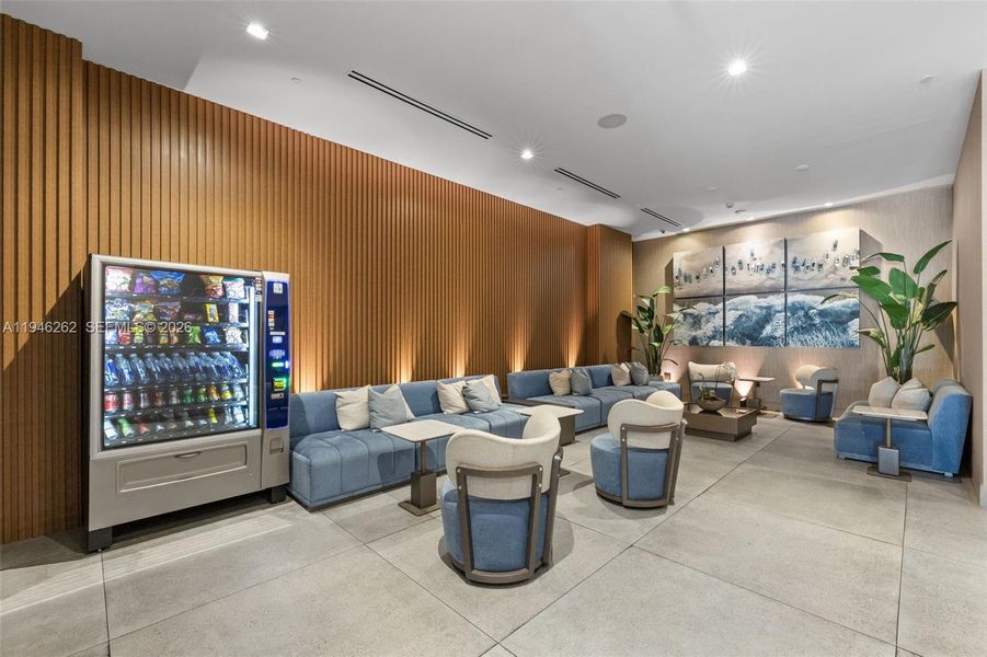 Community amenities in , Miami (Image 69).