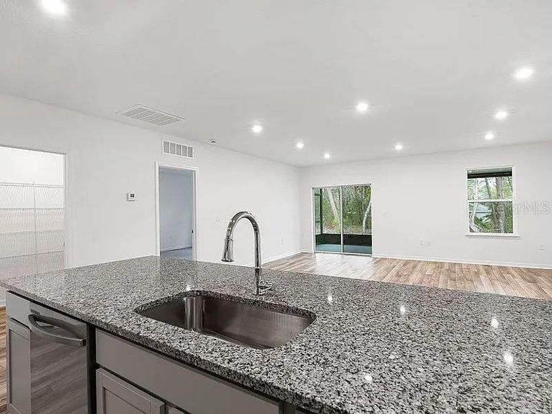 Image 43 of a home in Royal Highlands.